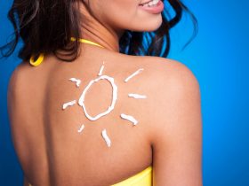 protect your skin from the sea and sun in summer