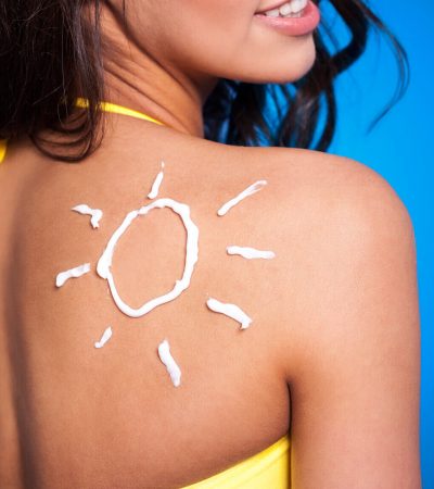 protect your skin from the sea and sun in summer