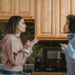 Life tips:Ways of living with a difficult roommate