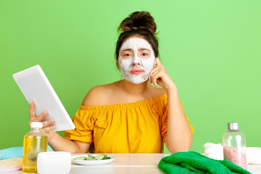 5 Best Homemade Scrub For Oily Skin (for teenage girls)