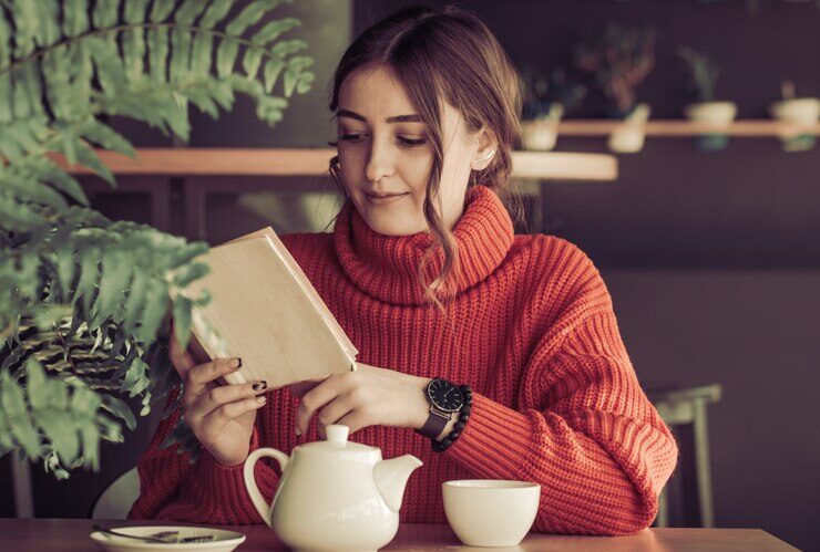 Winter Reading List: 10 Cosy Books for UK Teen Girls to Curl Up with This Holiday Season